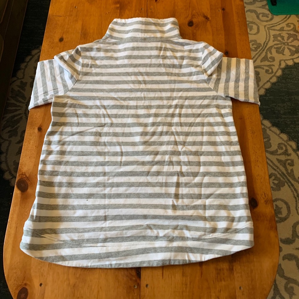 Vineyard Vines Pullover - image 5